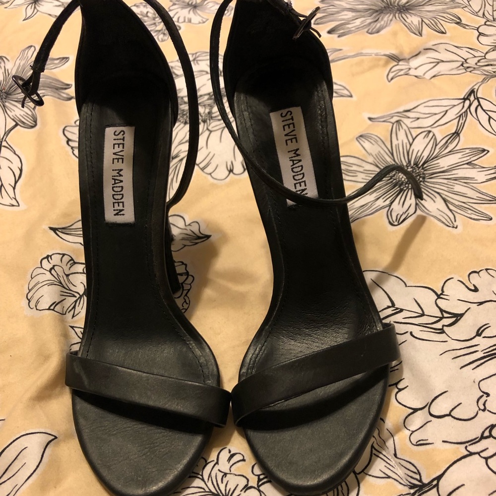 Black Steve Madden heels